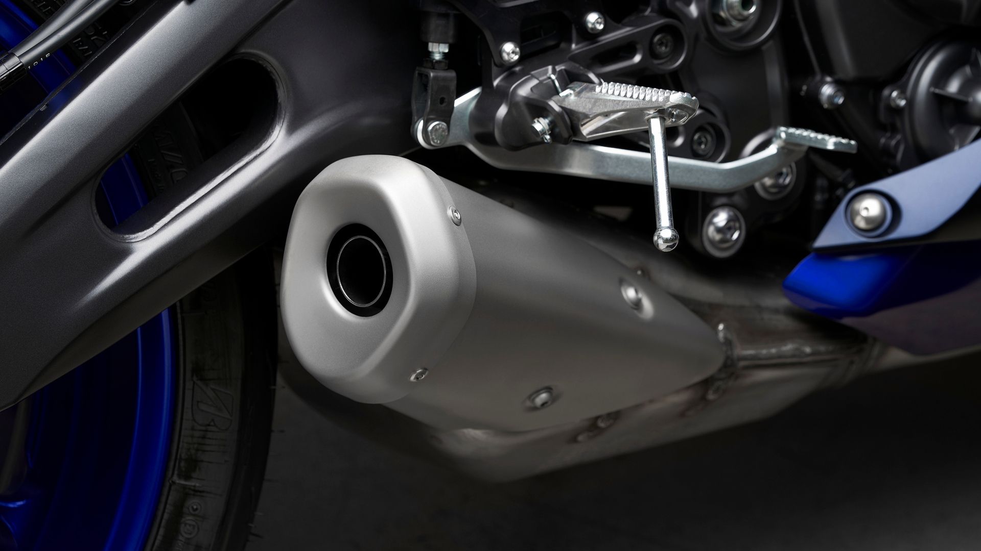 Yamaha R7 2022 Detalles 28