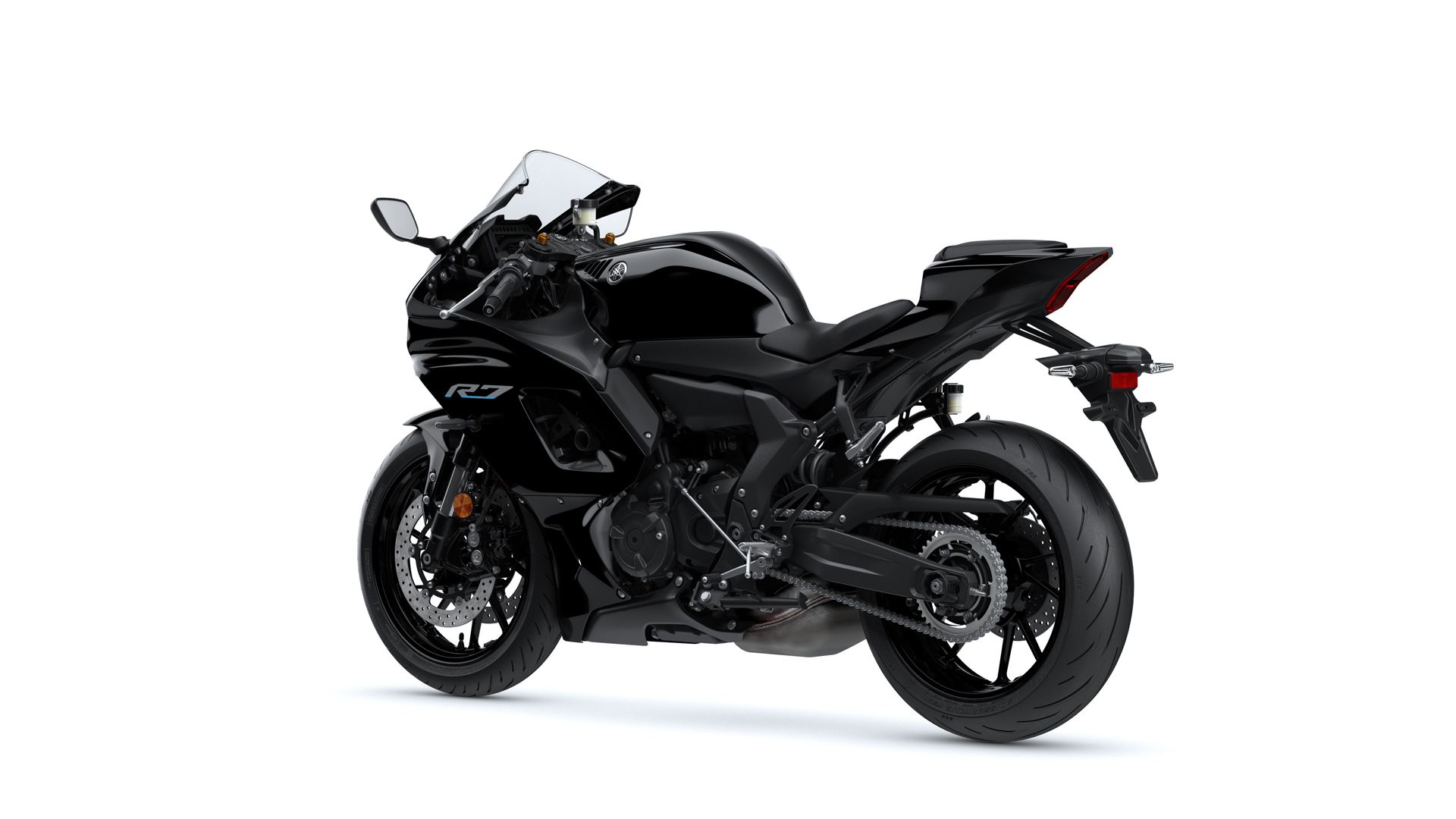 Yamaha R7 2022 Estudio 01