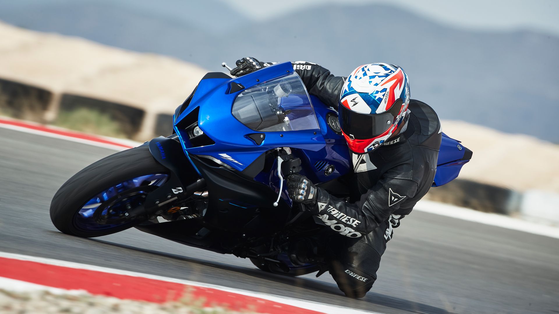 Yamaha R7 2022 Accion 04