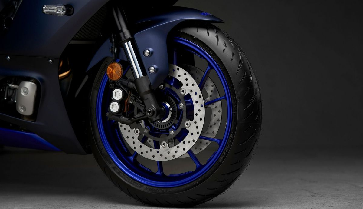 Yamaha R7 2022 Detalles 10 Yamaha R7 2022 Detalles 10