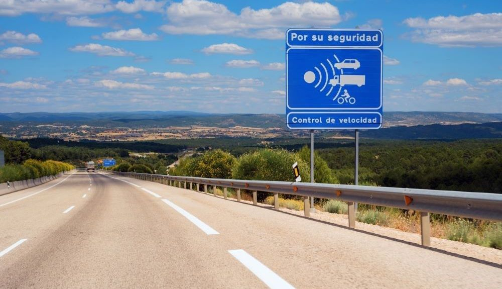 Aviso de radar. Fuente: iStock/herraez Aviso de radar. Fuente: iStock/herraez