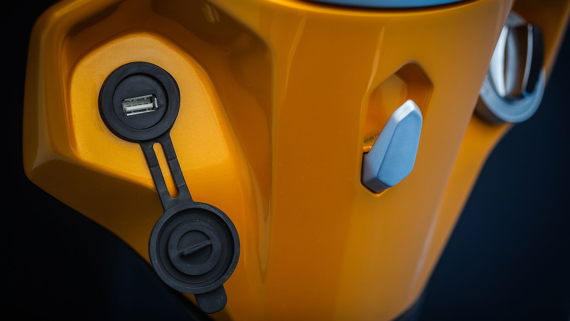 Piaggio 1 2021 Detalles 05