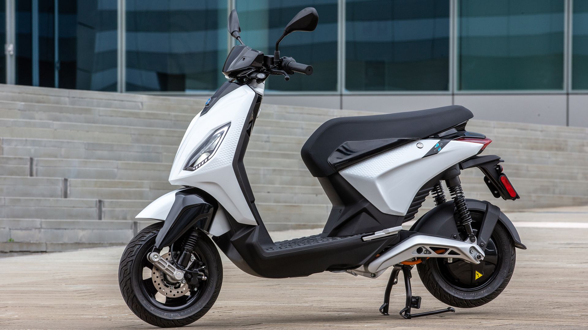 Piaggio 1 2021 Estatica 03