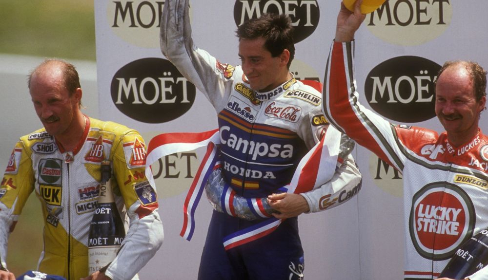 Reinhold Roth en el podio con Sito Pons y Jacques Cornu Reinhold Roth en el podio con Sito Pons y Jacques Cornu