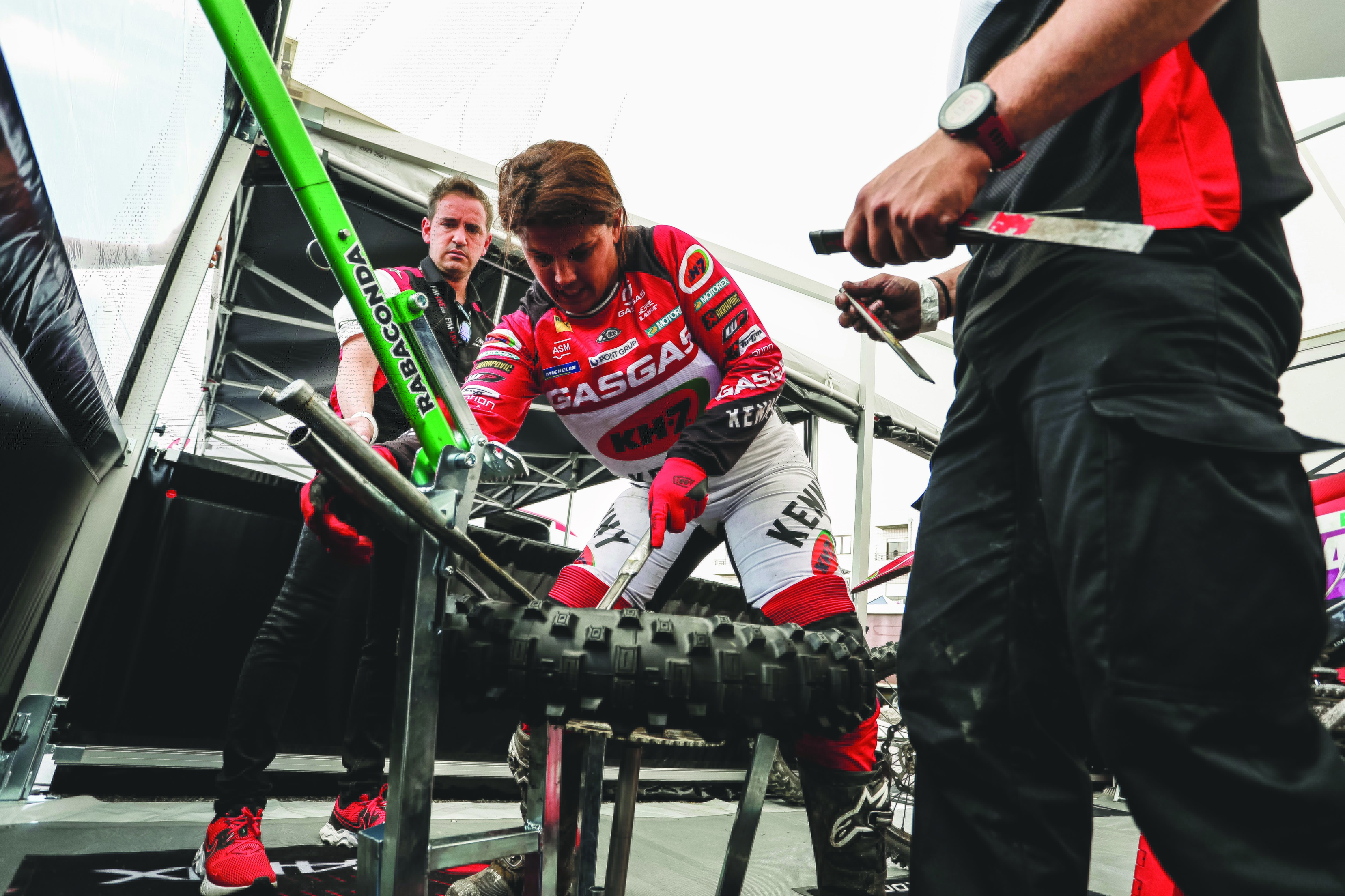 Laia Sanz . CAMPEONA DEL MUNDO ENDURO WOMEN 2021.