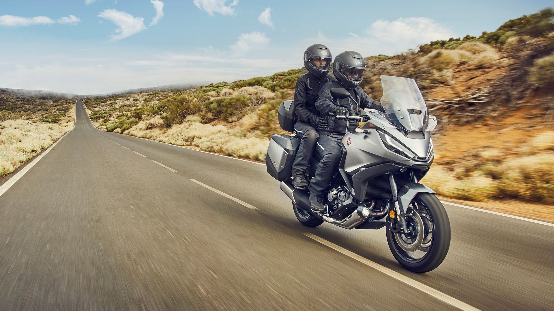 HONDA NT1100 2022 Accion 02