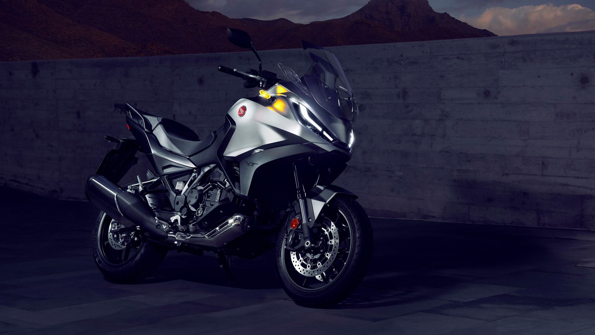 HONDA NT1100 2022 Estatica 03