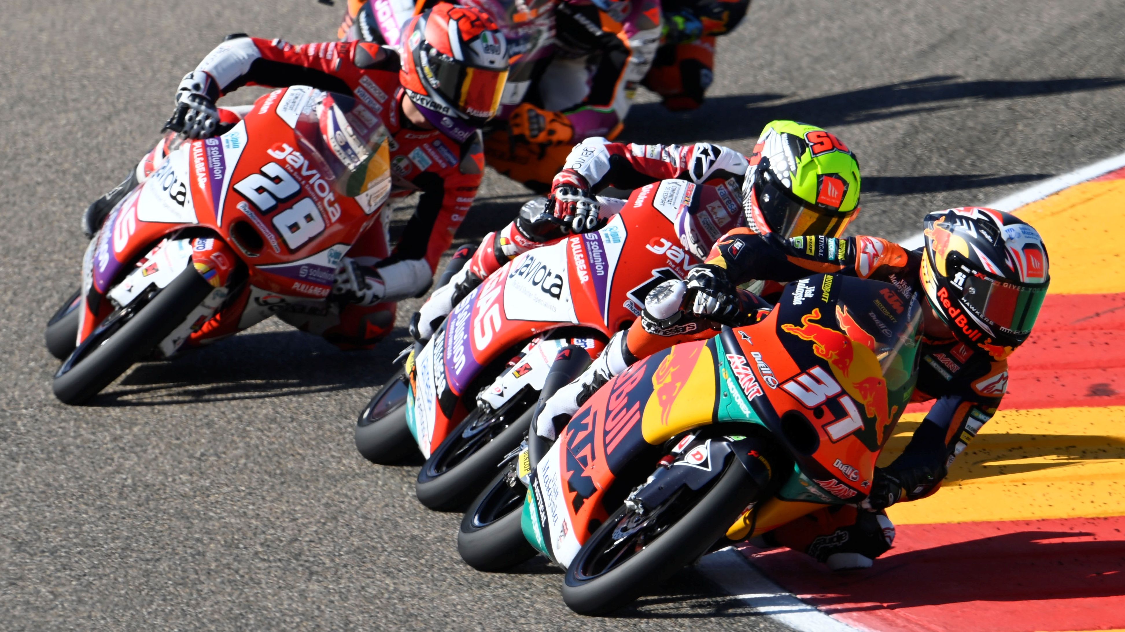La edad mínima en Moto3 y Moto2 pasará a ser de 18 años
