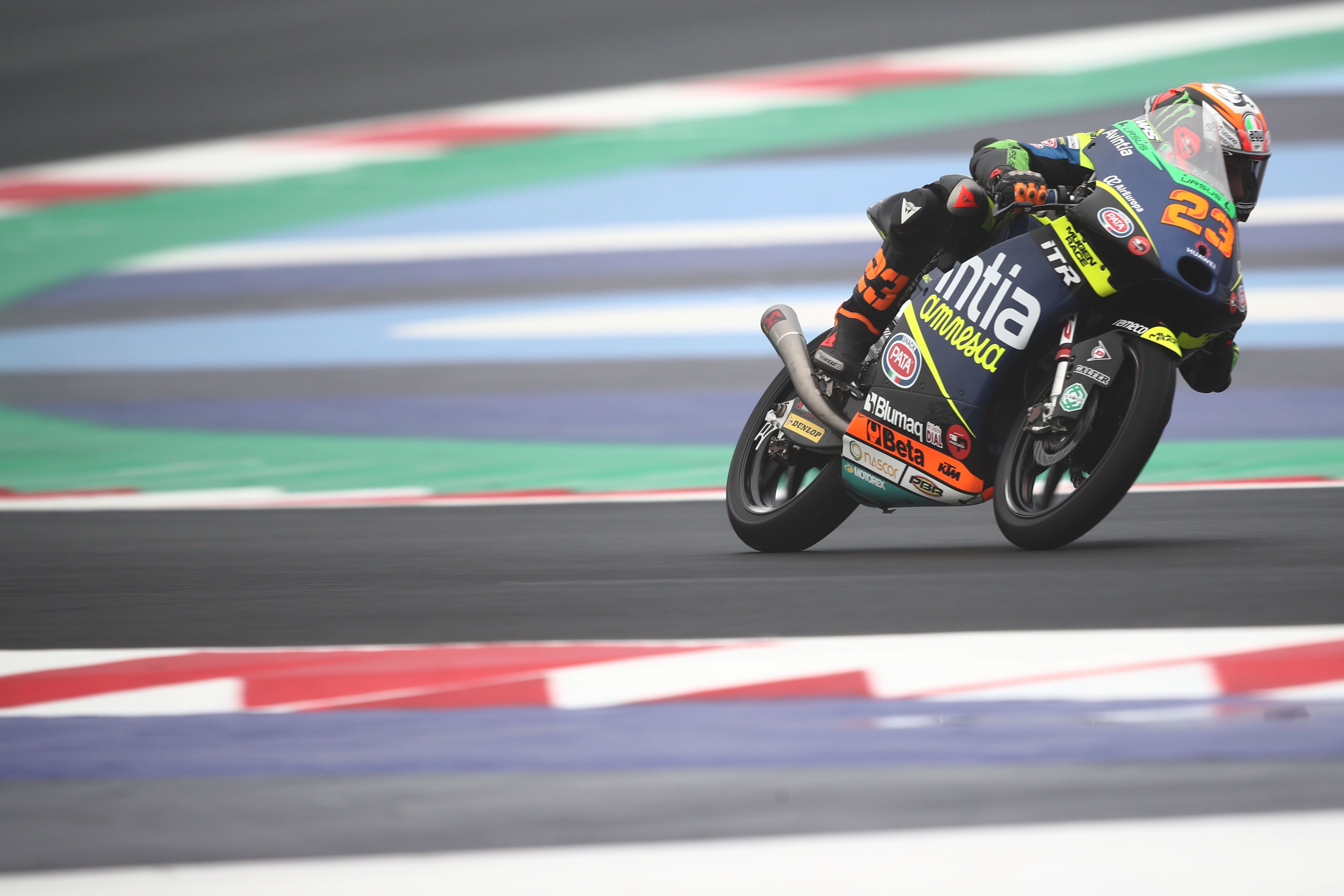 Pole del repescado Antonelli y Pedro Acosta cumple en Misano