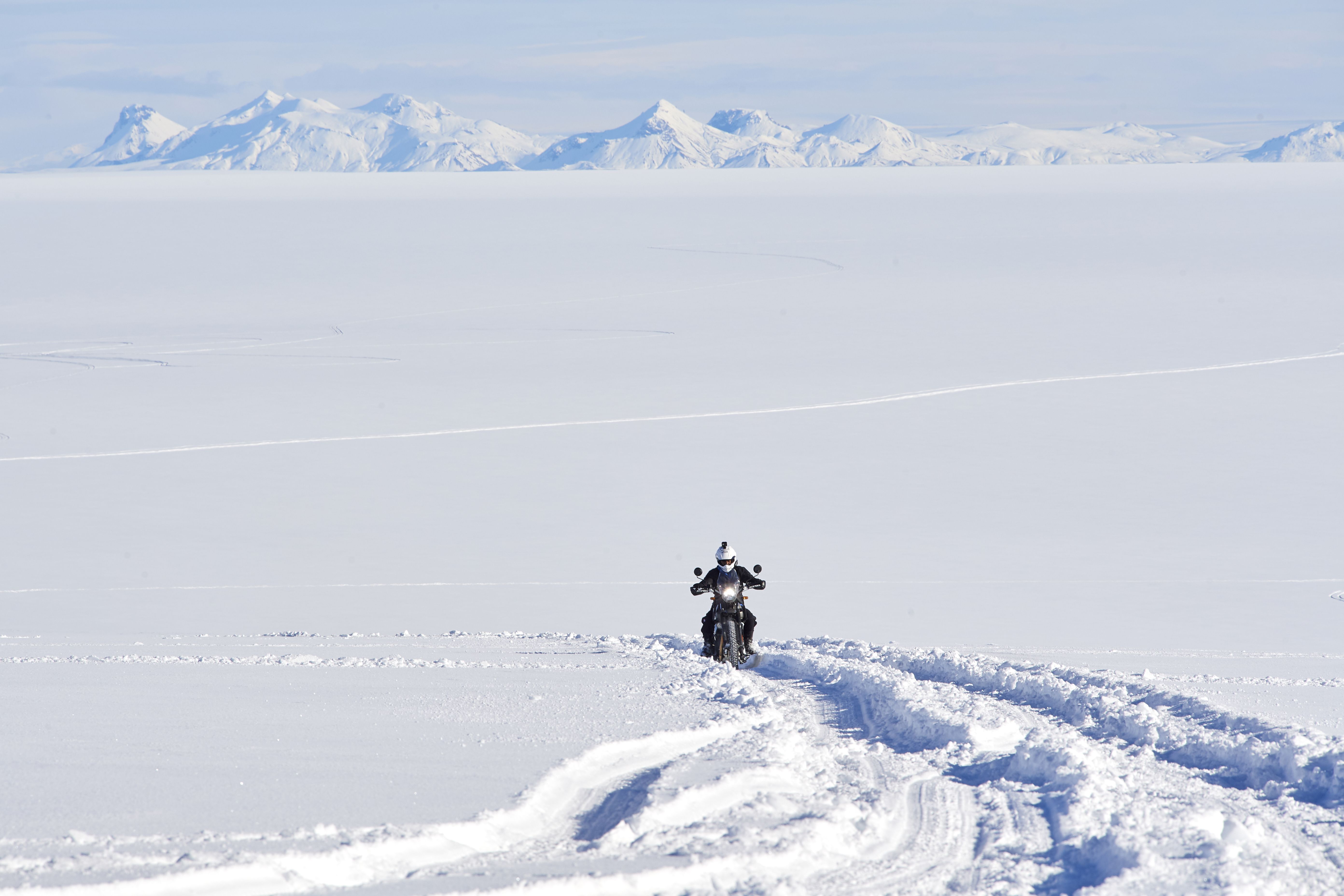 90º al Sur, Aventura en el Polo de Royal Enfield
