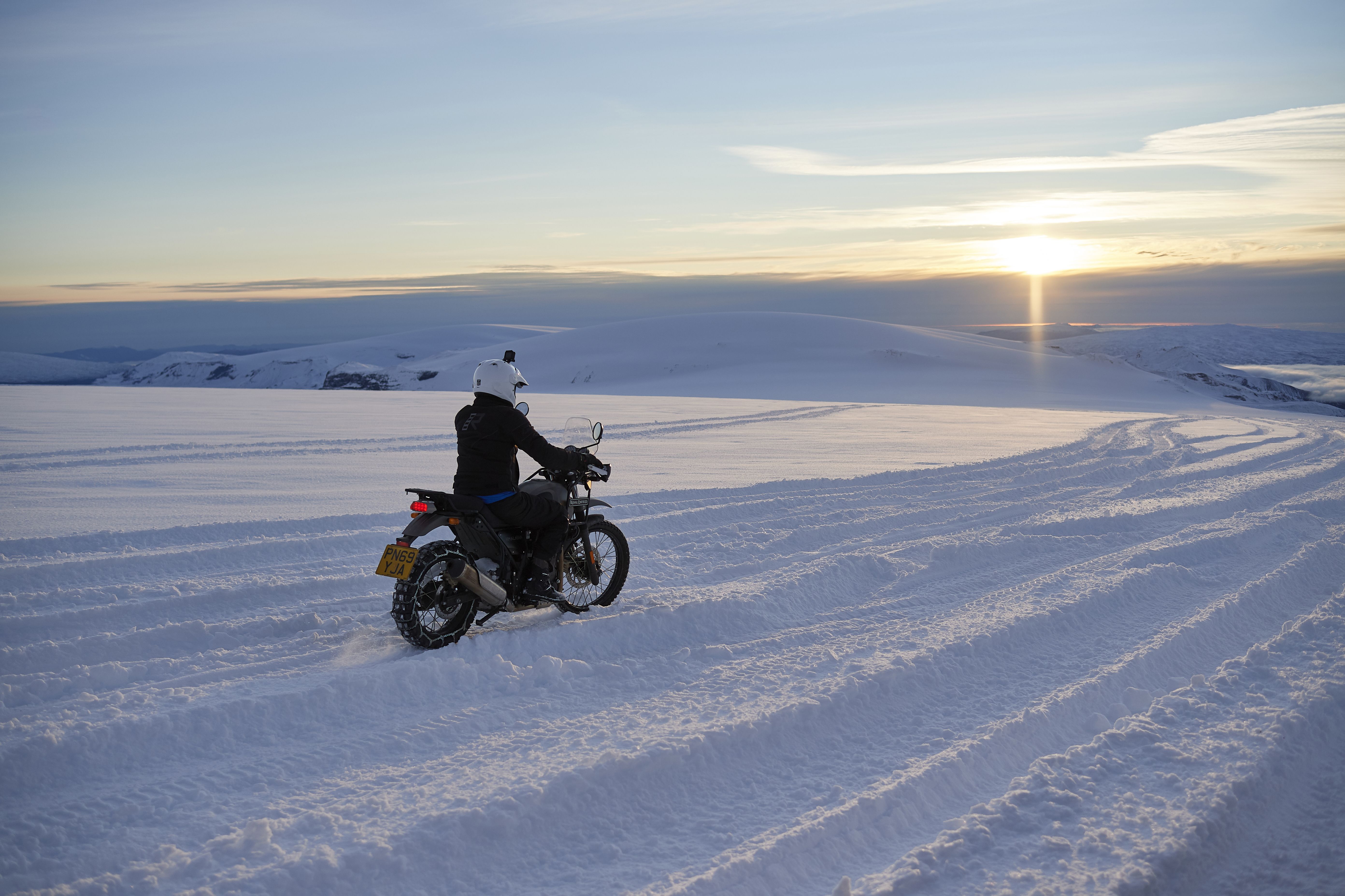 90º al Sur, Aventura en el Polo de Royal Enfield