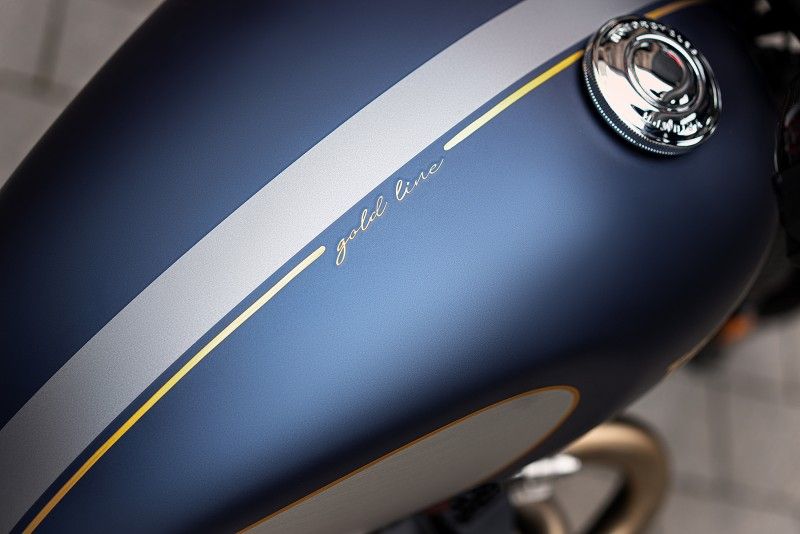  Triumph GoldLine 21