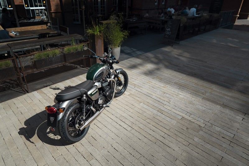 Triumph GoldLine 03