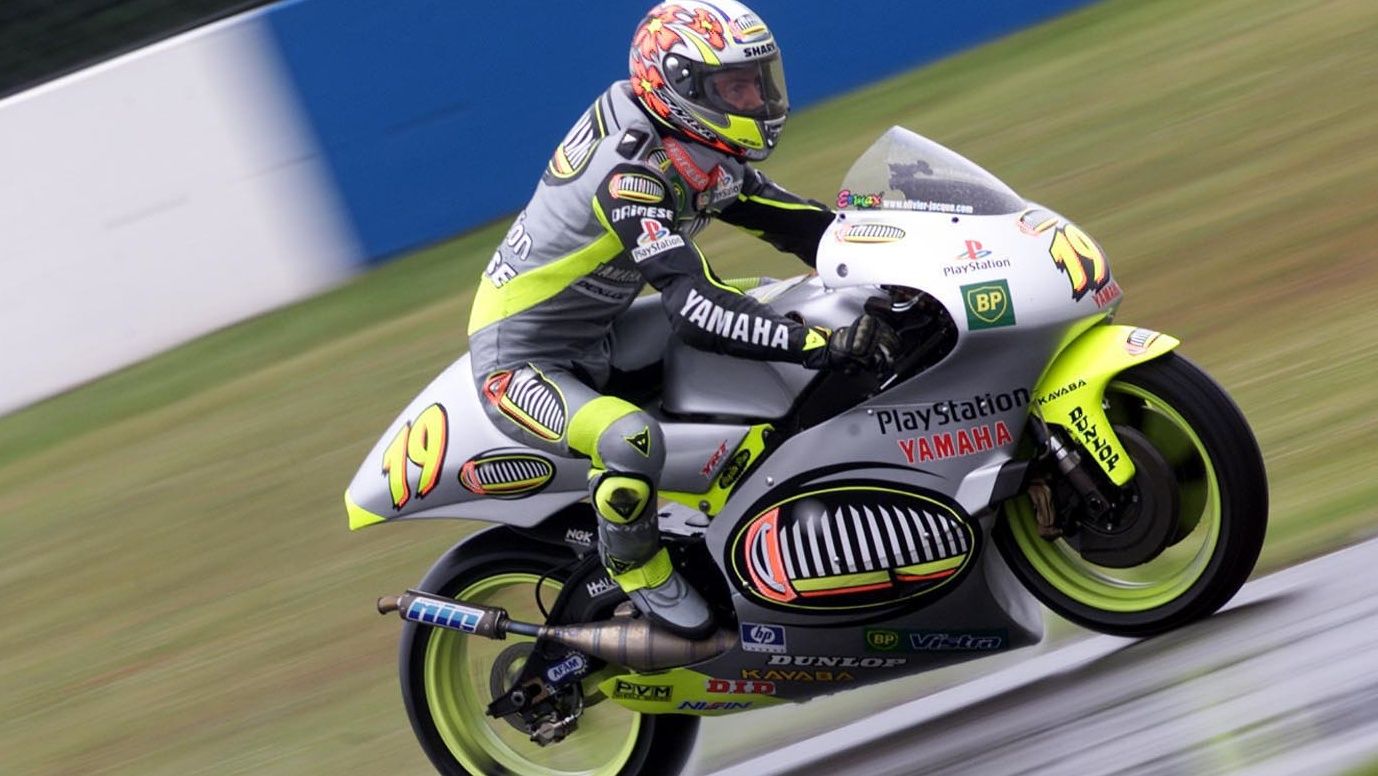 Olivier Jacque - 1 título mundial: 250cc (2000)