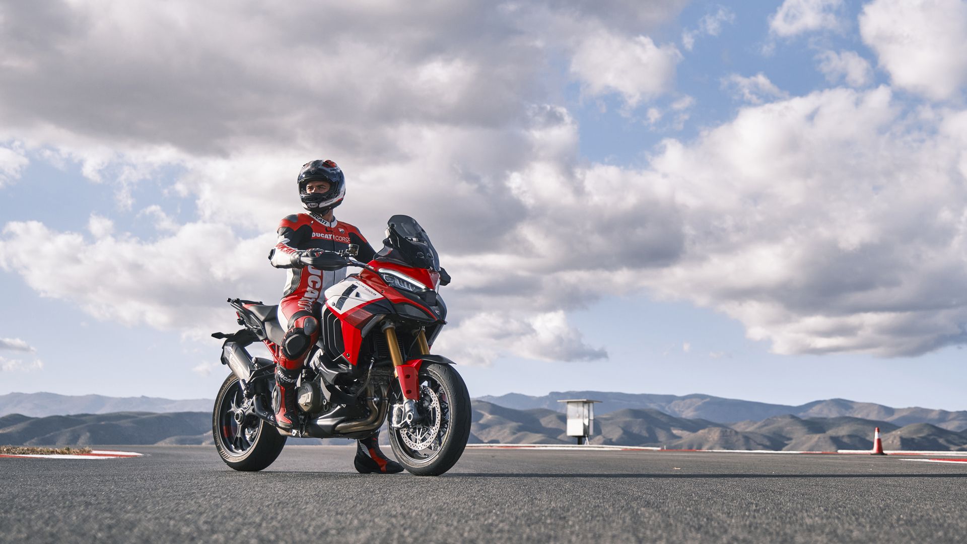 Ducati Multistrada Pikes Peak 2022 Accion (9)