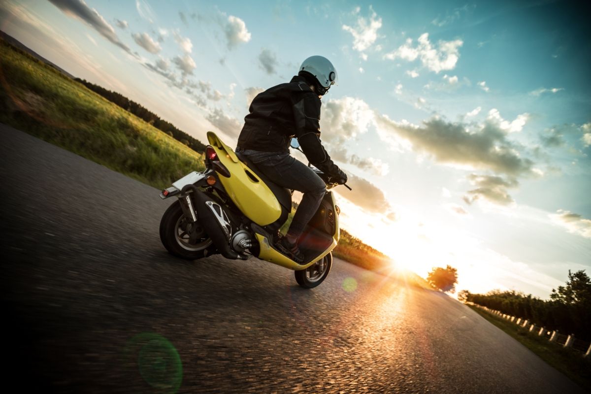 Moto scooter, ideal para los principiantes. Fuente: iStock / Kesu01