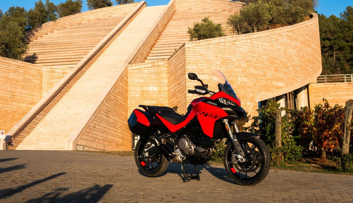 Ducati Multistrada V2 2022 Estatica (15) Ducati Multistrada V2 2022 Estatica (15)