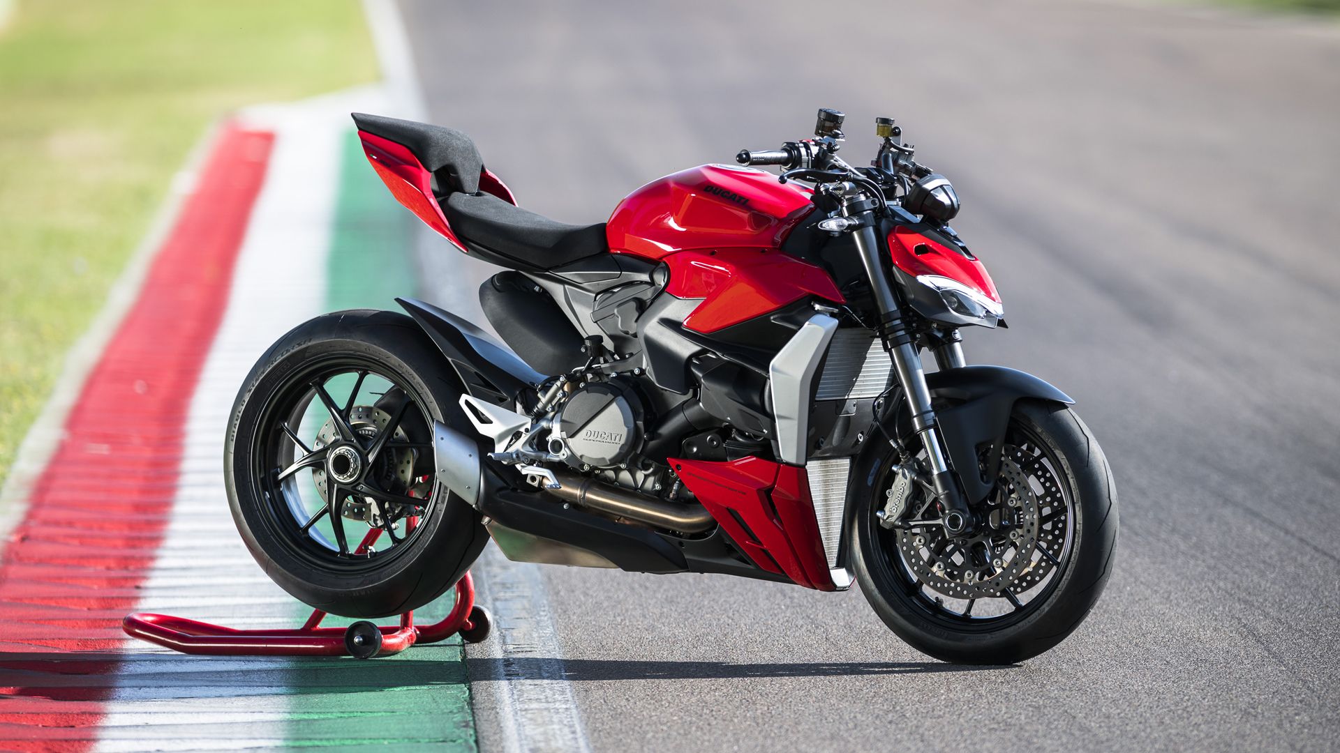 Ducati Streetfighet V2 2022 (3)