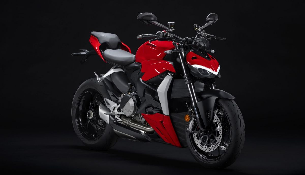 Ducati Streetfighet V2 2022 (2) Ducati Streetfighet V2 2022 (2)