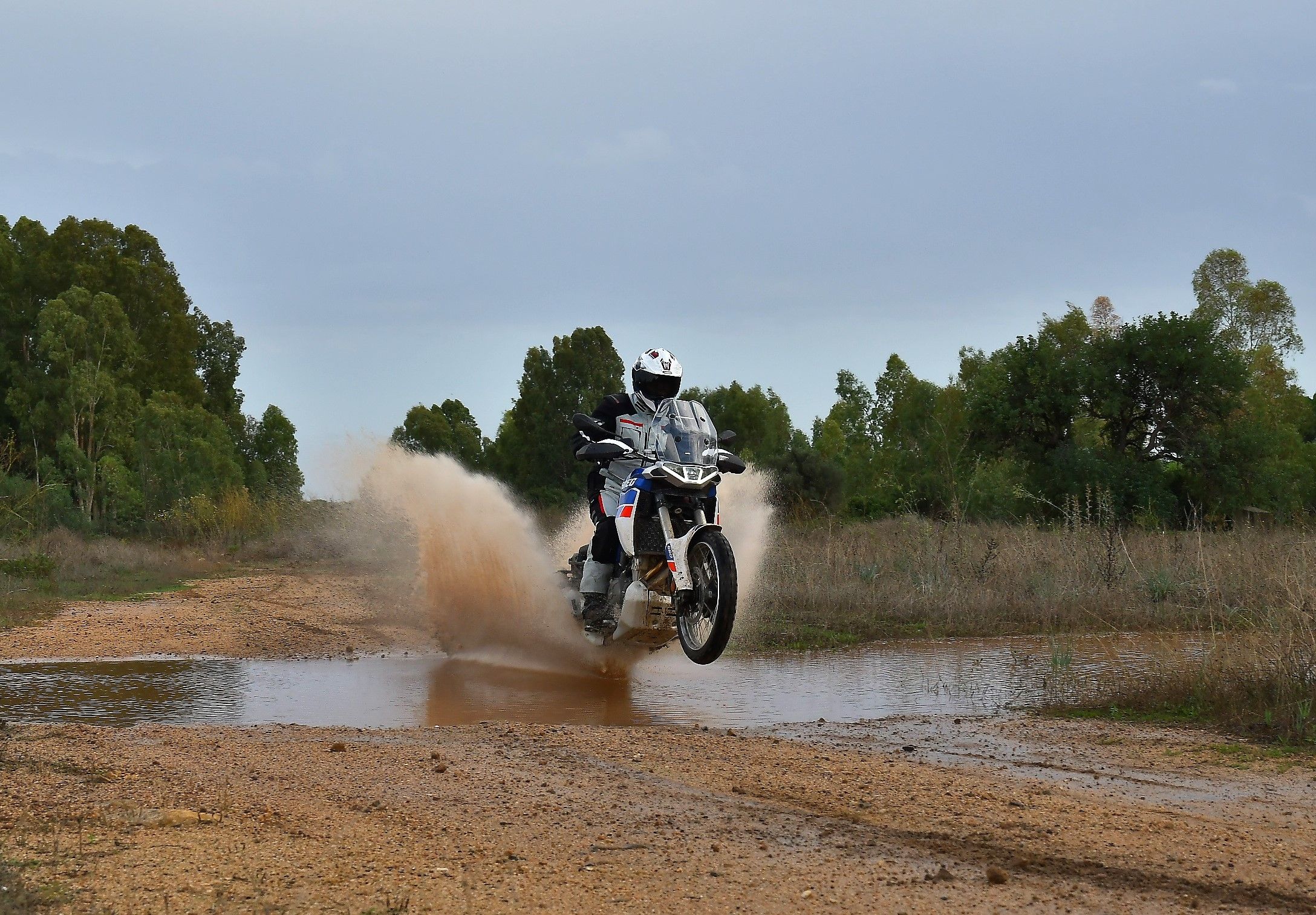 Aprilia Tuareg 660