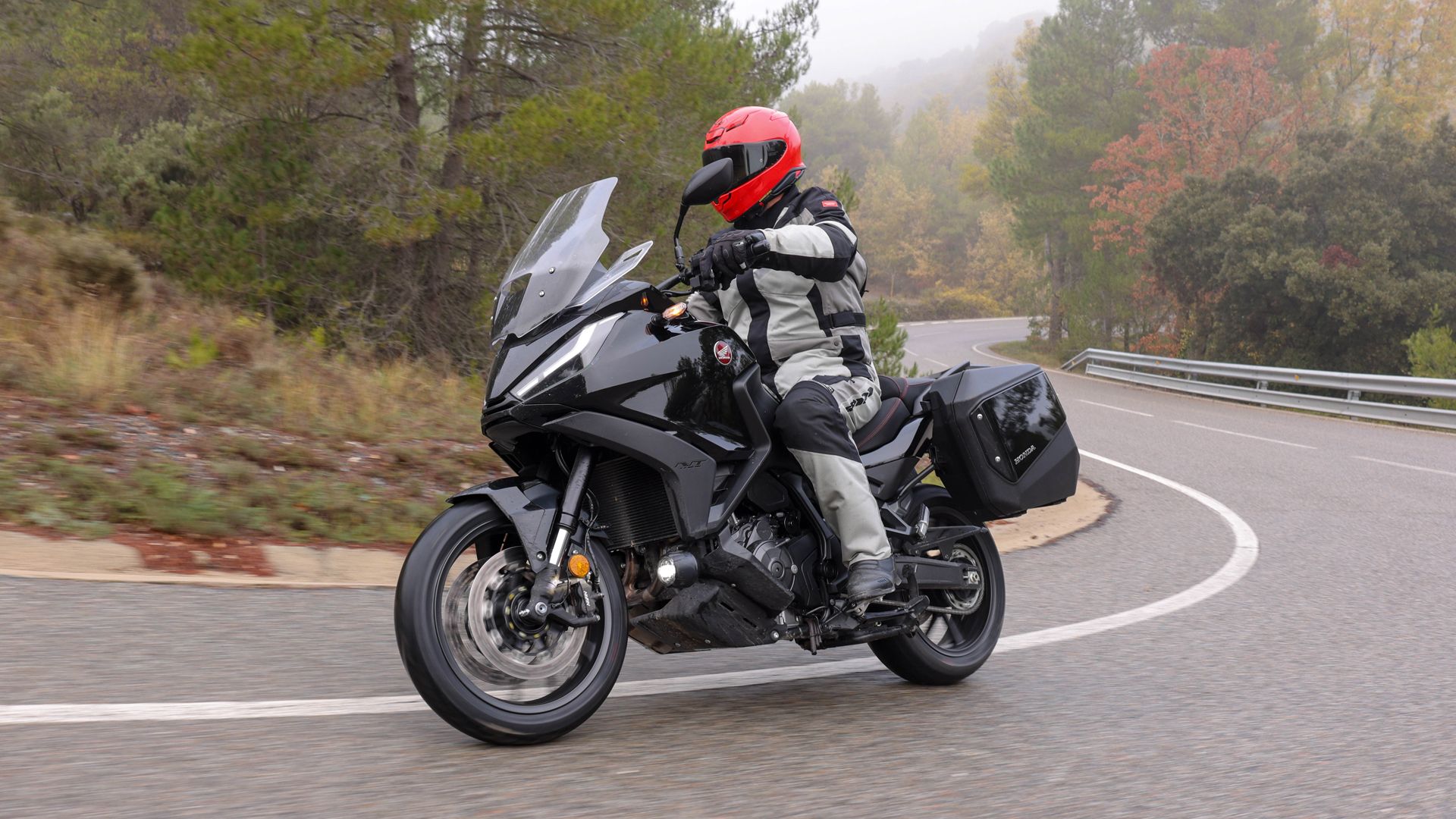 Honda NT1100 2022 Accion (6)