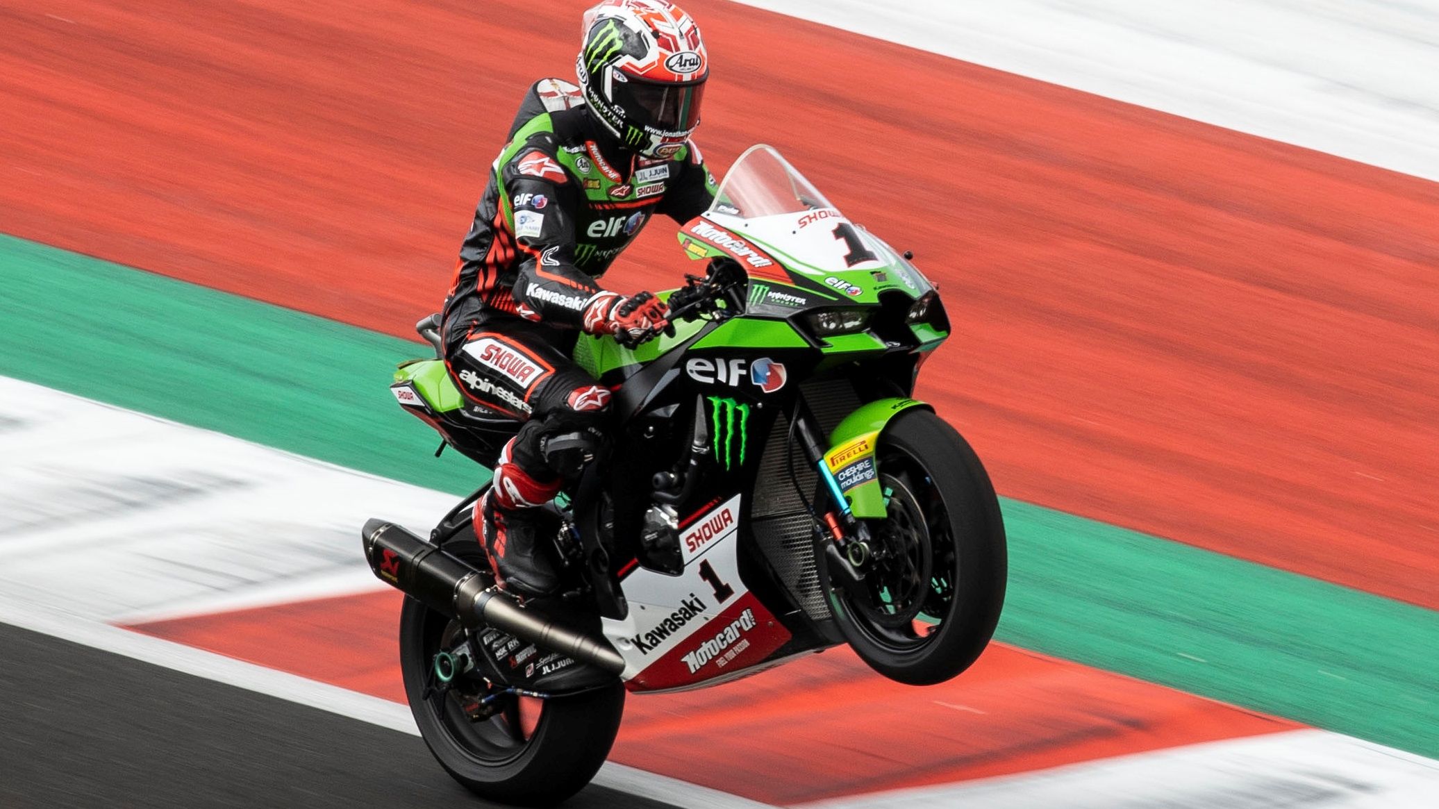 Jonathan Rea se despide del número 1 ganando las dos carreras en Indonesia