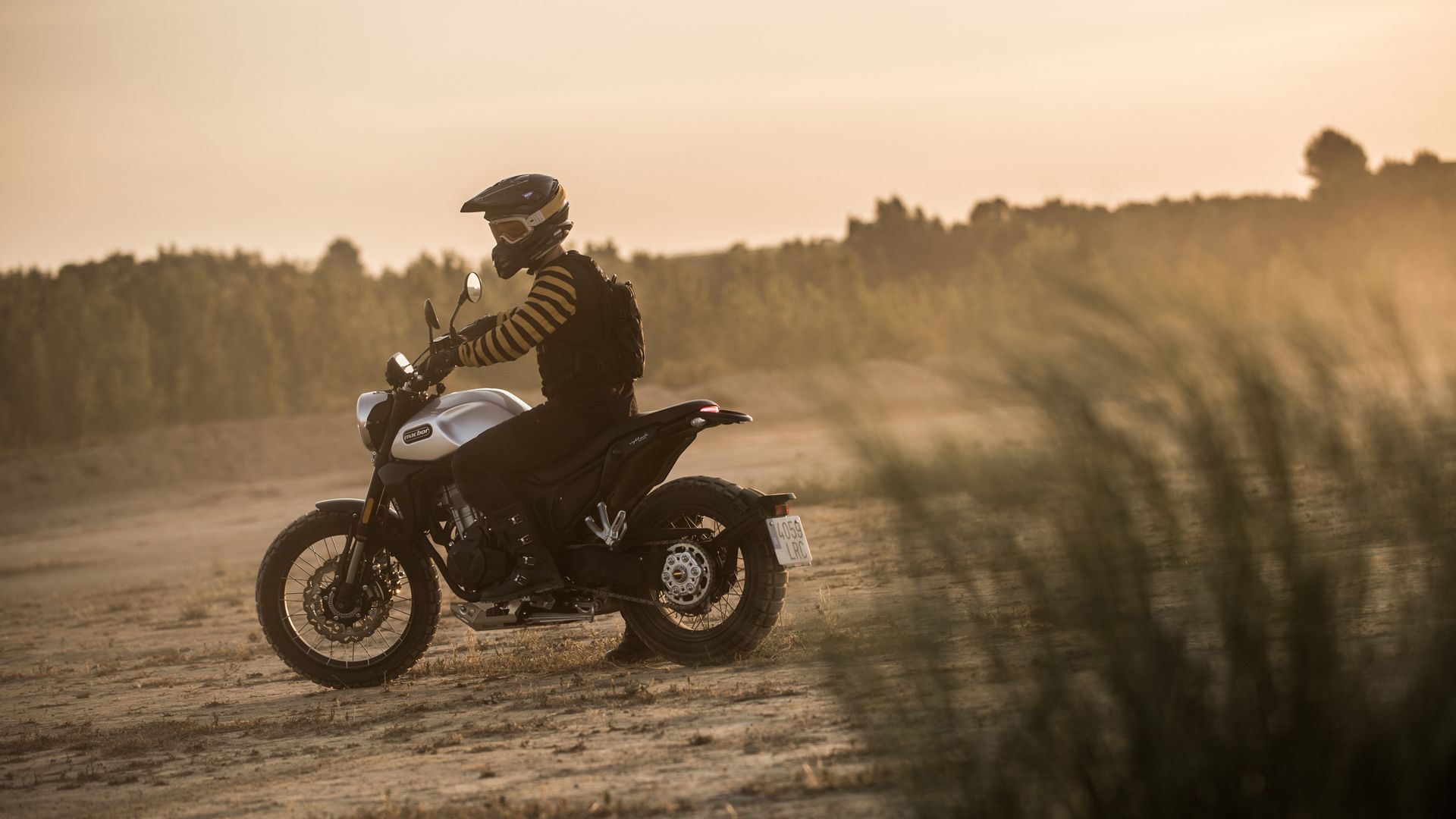 Macbor Eight Mile 500 Scrambler Accion (11)