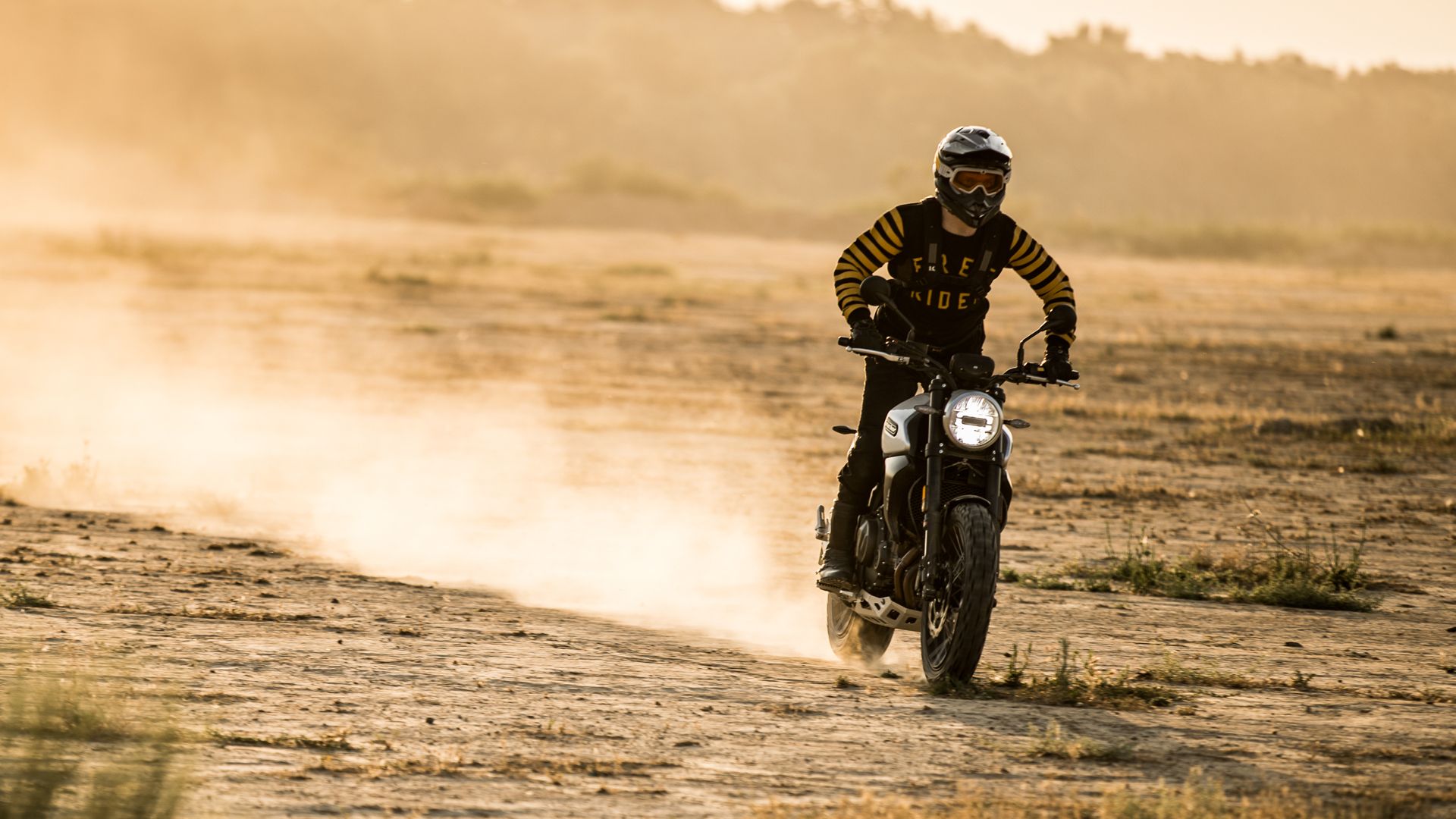 Macbor Eight Mile 500 Scrambler Accion (15)