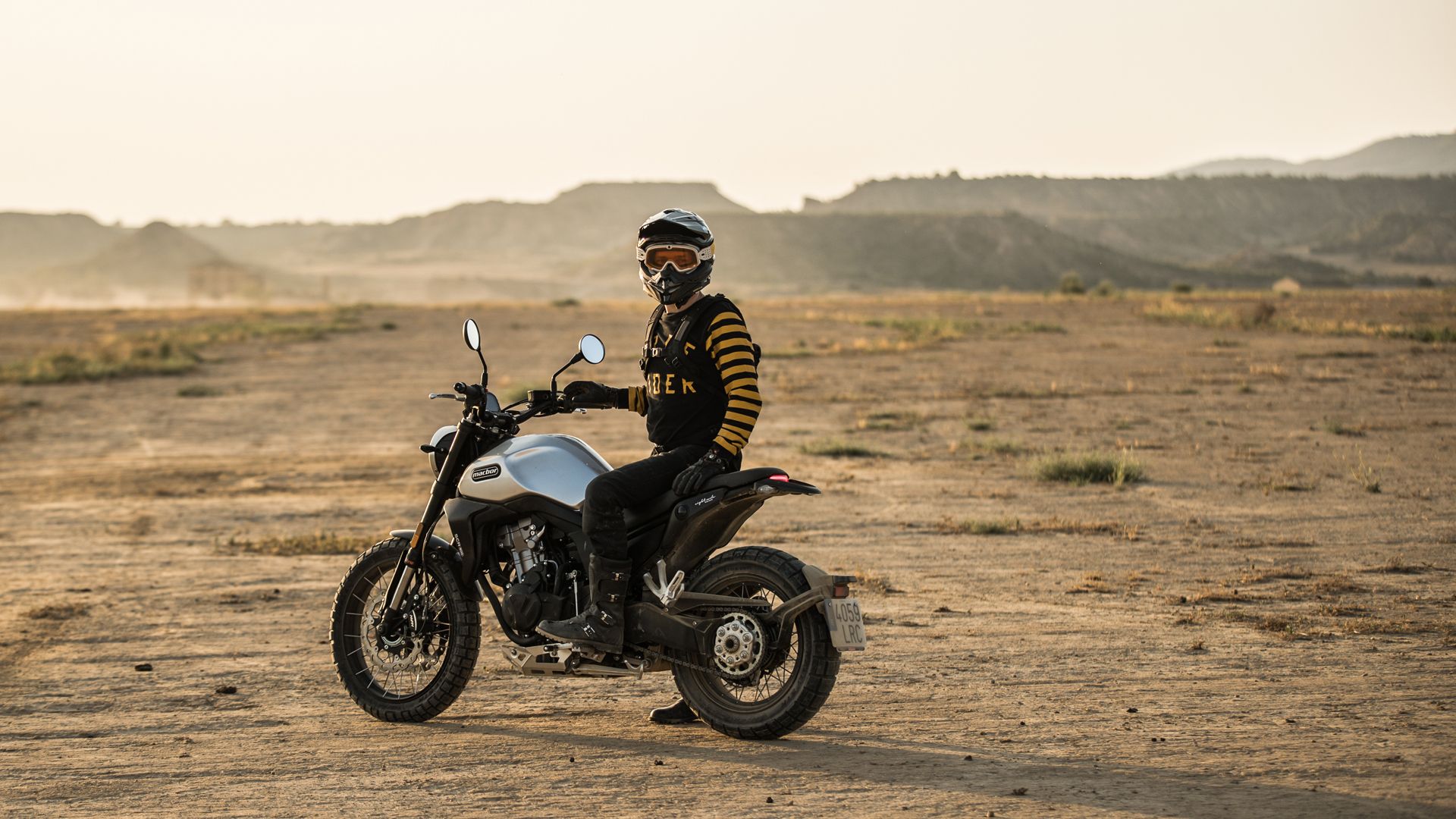 Macbor Eight Mile 500 Scrambler Accion (17)