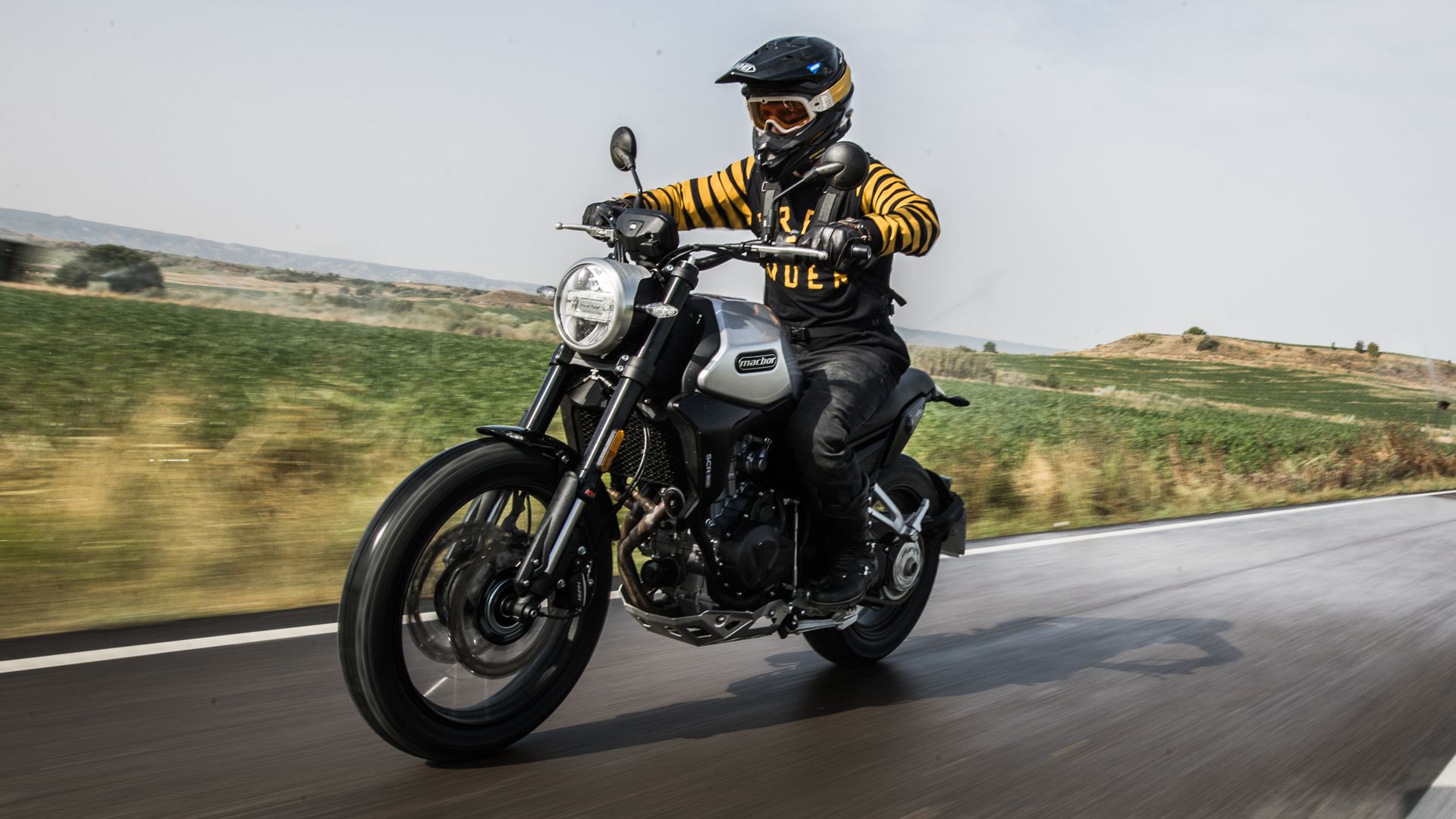 Macbor Eight Mile 500 Scrambler Accion (33)