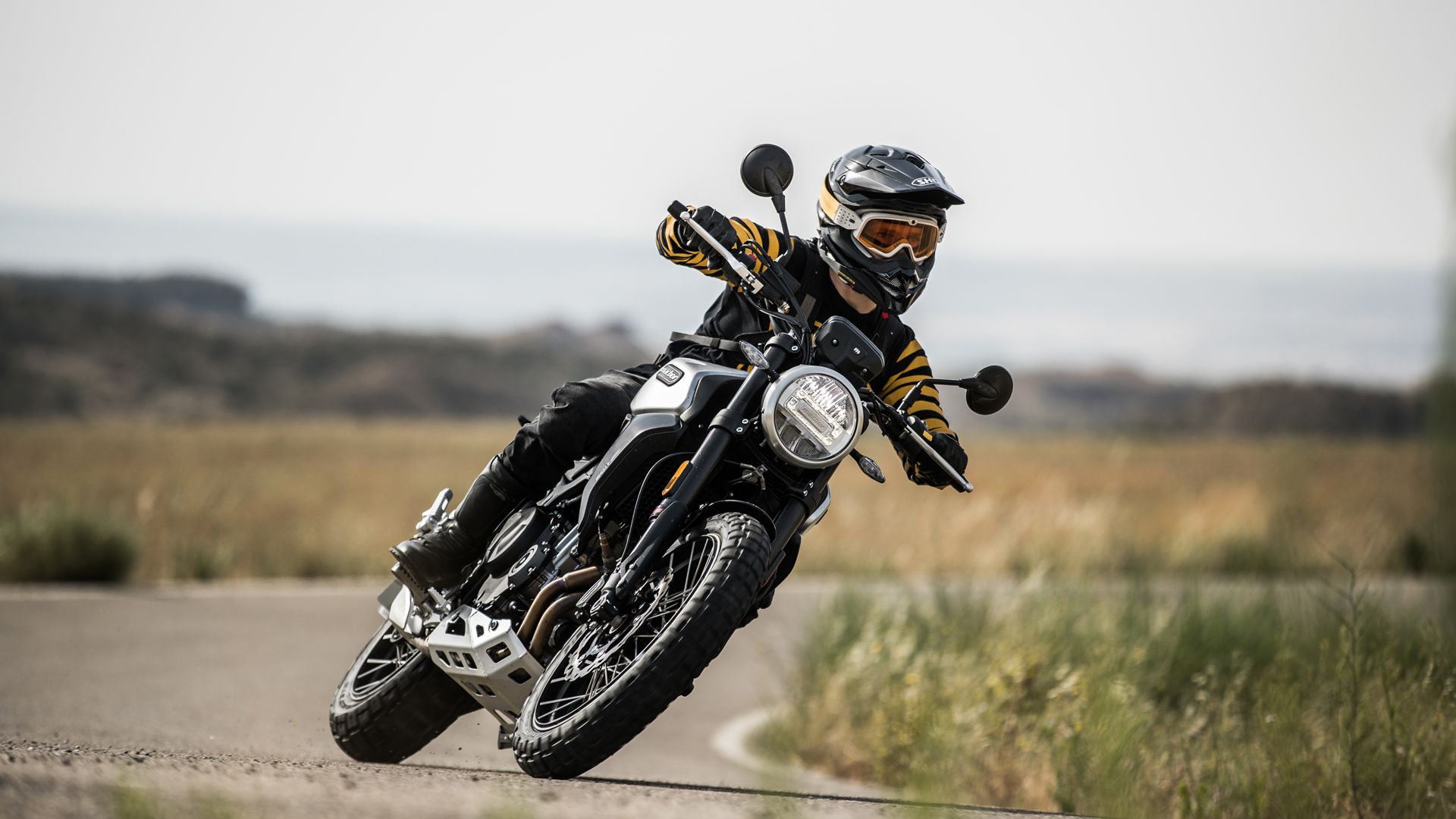 Macbor Eight Mile 500 Scrambler Accion (39)