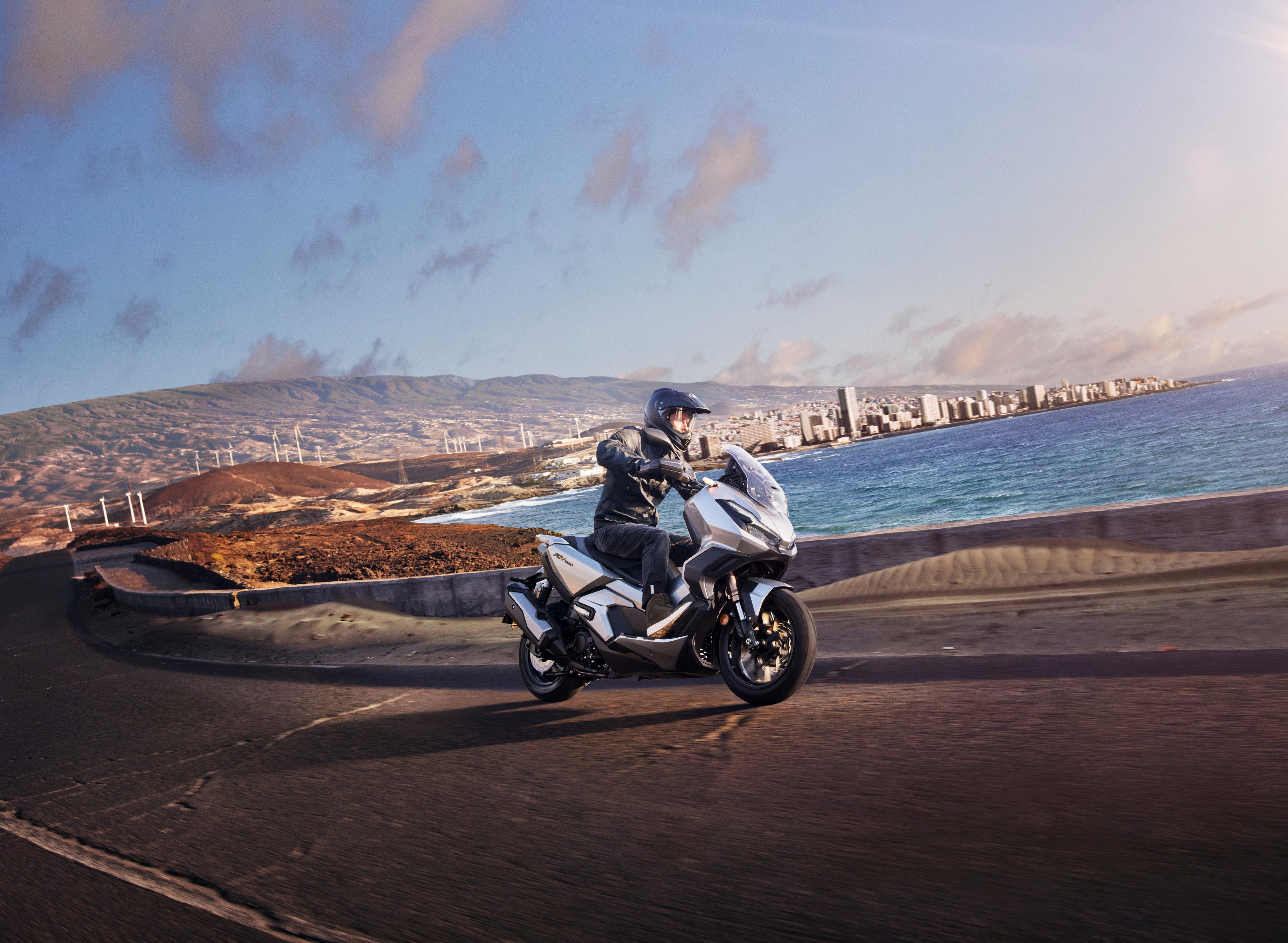 Fotos Honda ADV350