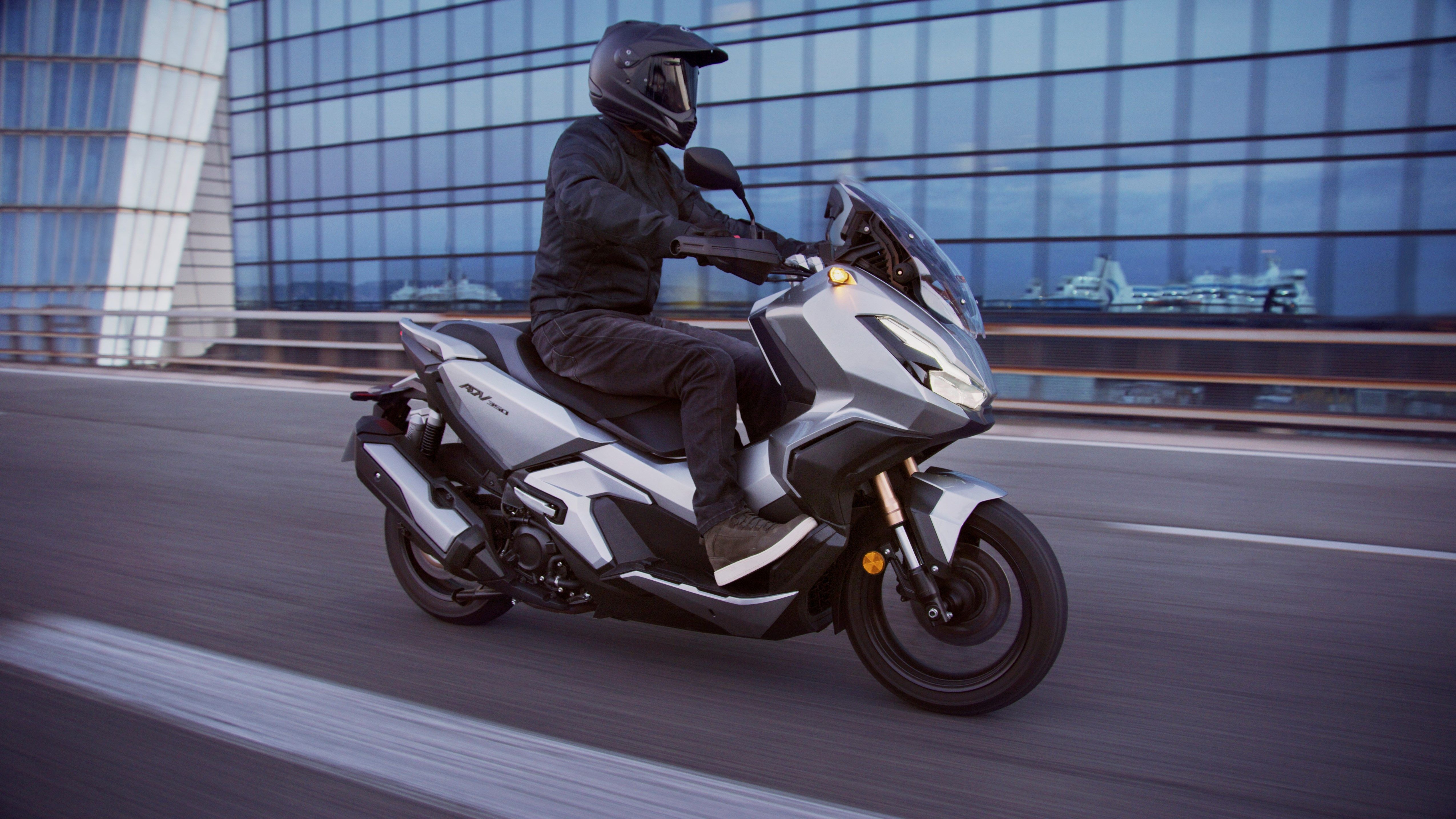 Fotos Honda ADV350