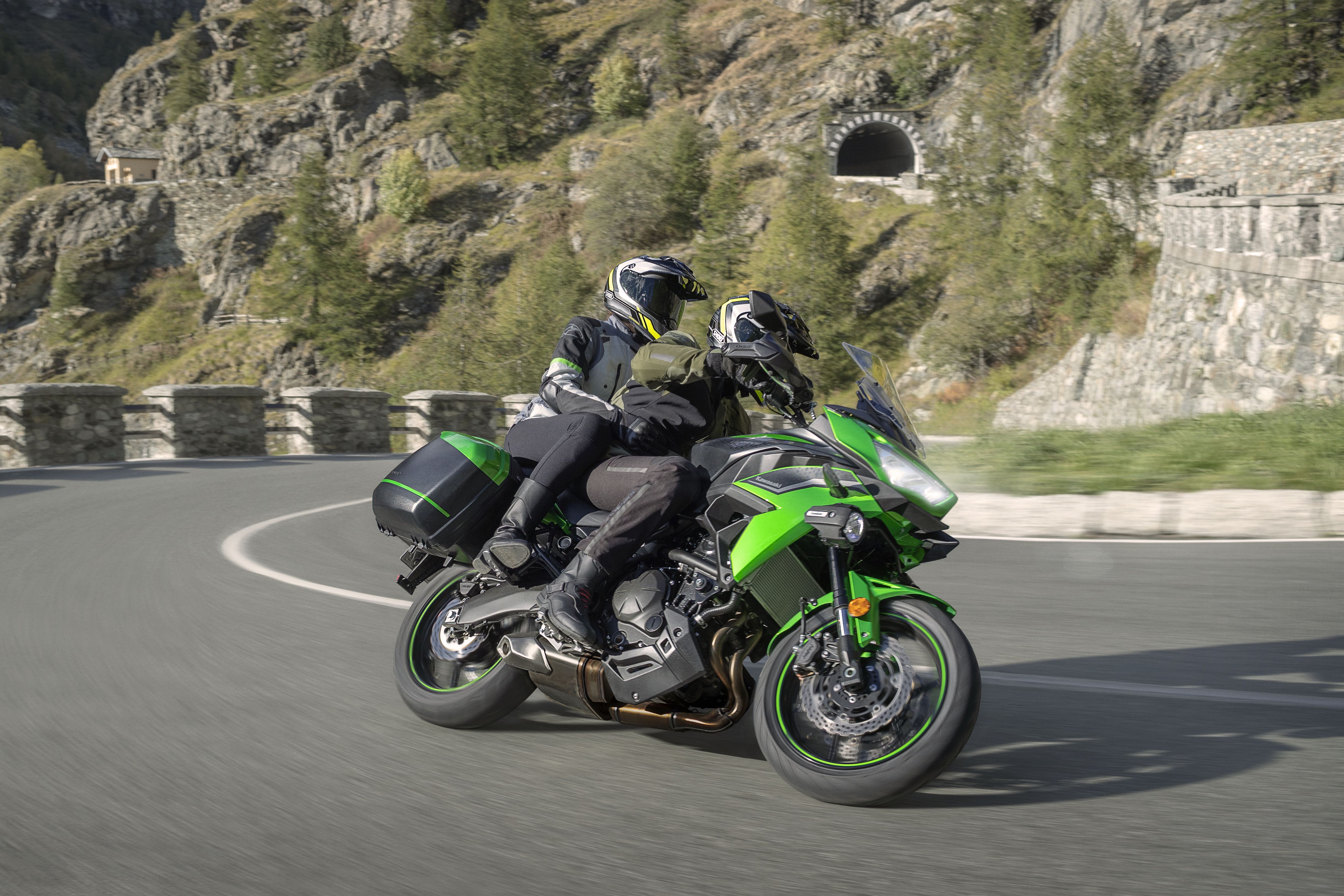 Kawasaki Versys 650 2022.