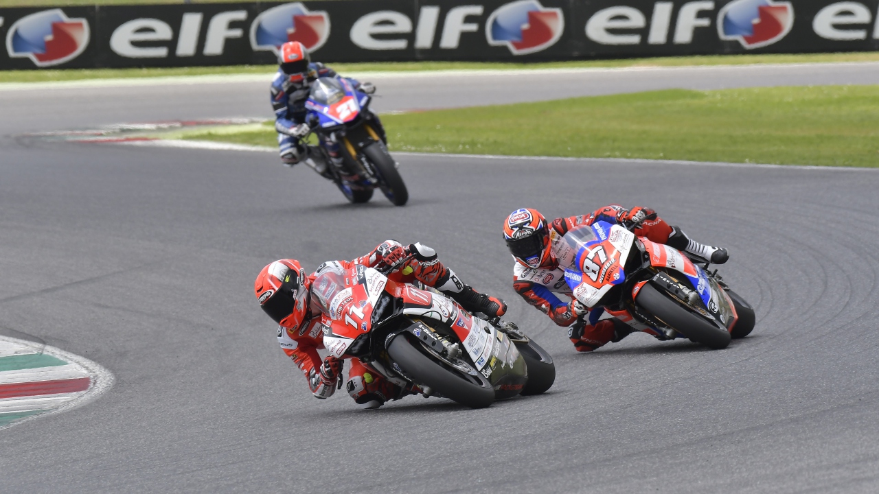 NoTodoMotoGP: Toni Elías logra otro doblete y Carlos Tatay se luce en Jerez