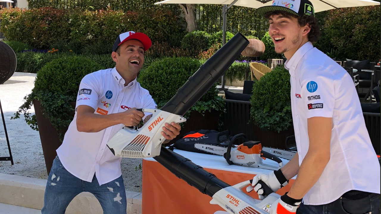 Héctor Barberá y Lorenzo Baldassarri con productos de Stihl