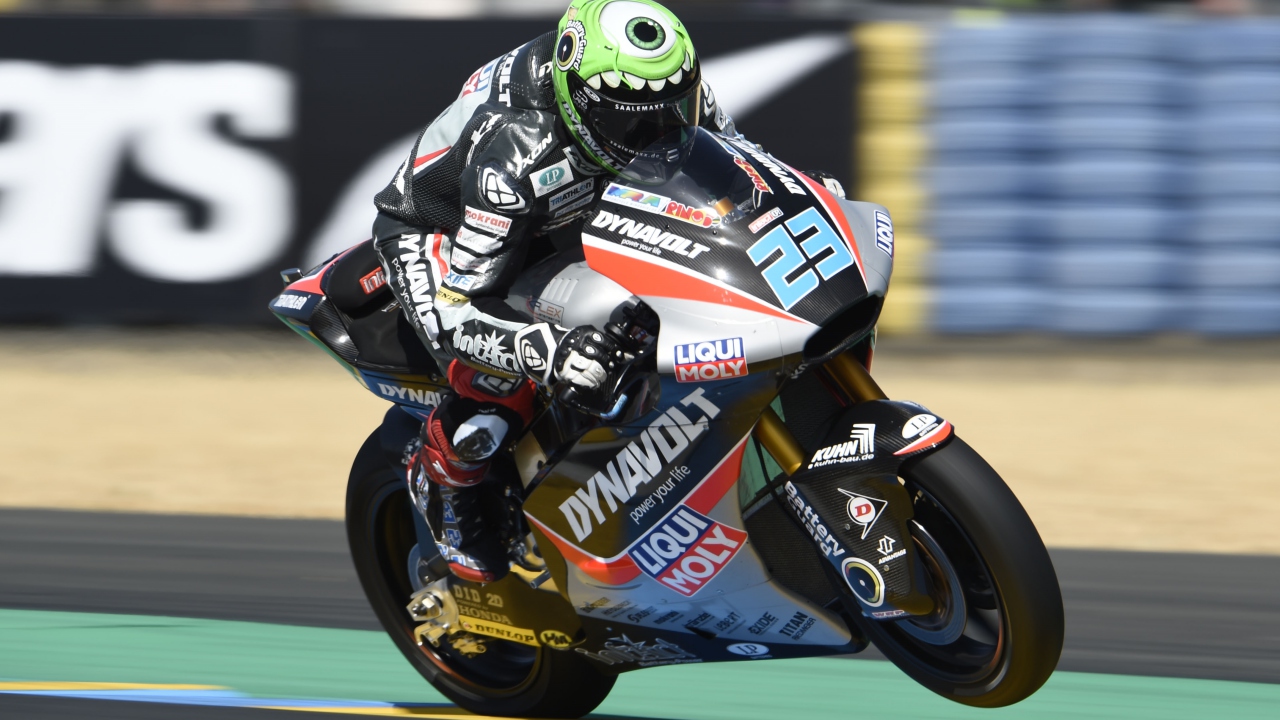 Pecco Bagnaia bate a Álex Márquez en Le Mans y Joan Mir se estrena en el podio de Moto2