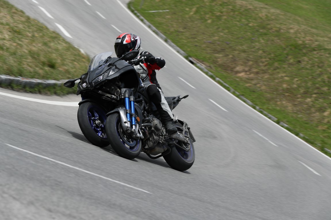 Yamaha Niken, prueba, ficha técnica y primeras impresiones