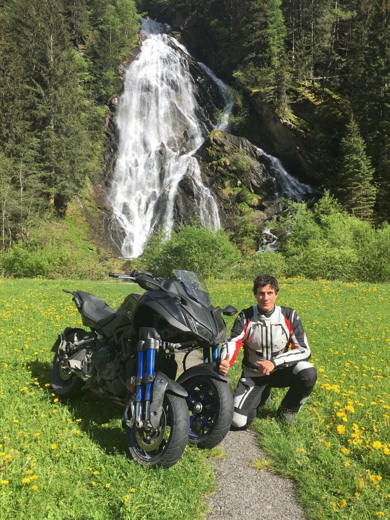 Yamaha Niken, prueba, ficha técnica y primeras impresiones