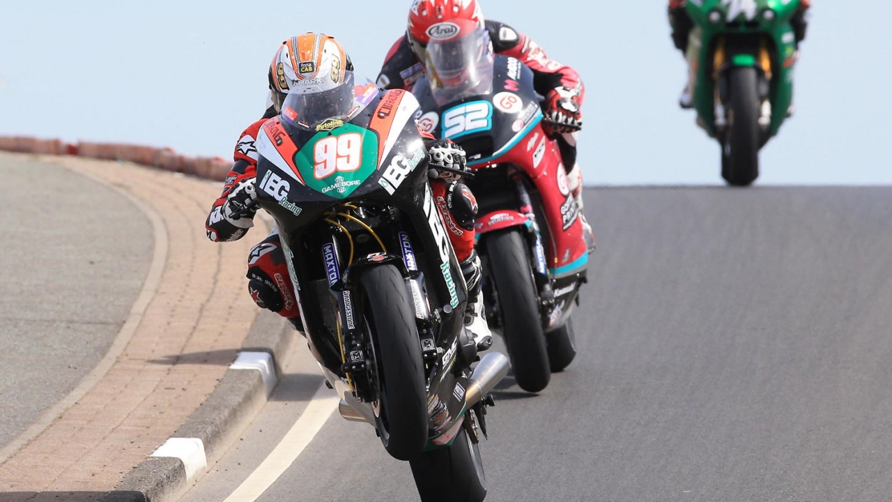 NW200 2018: Alastair Seeley de oro, Glenn Irwin de plata y Peter Hickman de bronce