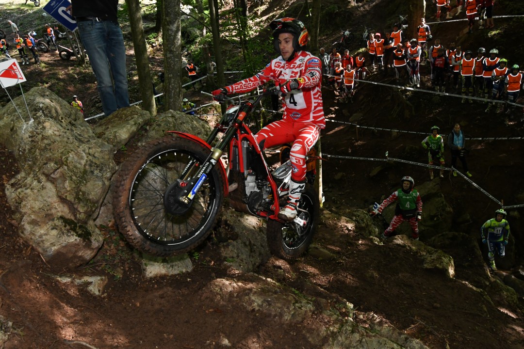 Toni Bou abre con victoria el Mundial de TrialGP en Camprodón