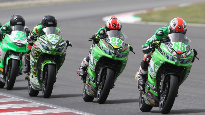 RFME CEV 2018: Álex Medina arrasa en Barcelona y da caza a Carmelo Morales
