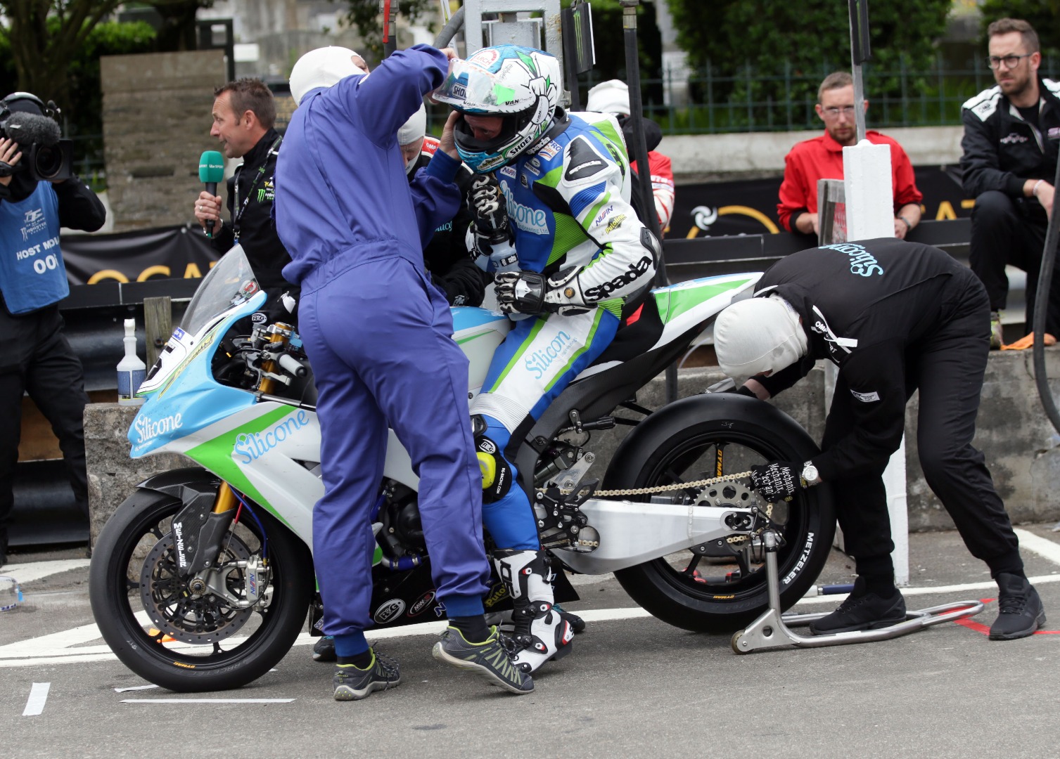 Michael Dunlop suma su 16ª victoria en el Tourist Trophy