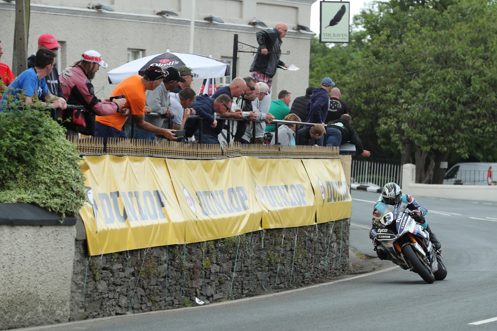 Michael Dunlop suma su 16ª victoria en el Tourist Trophy