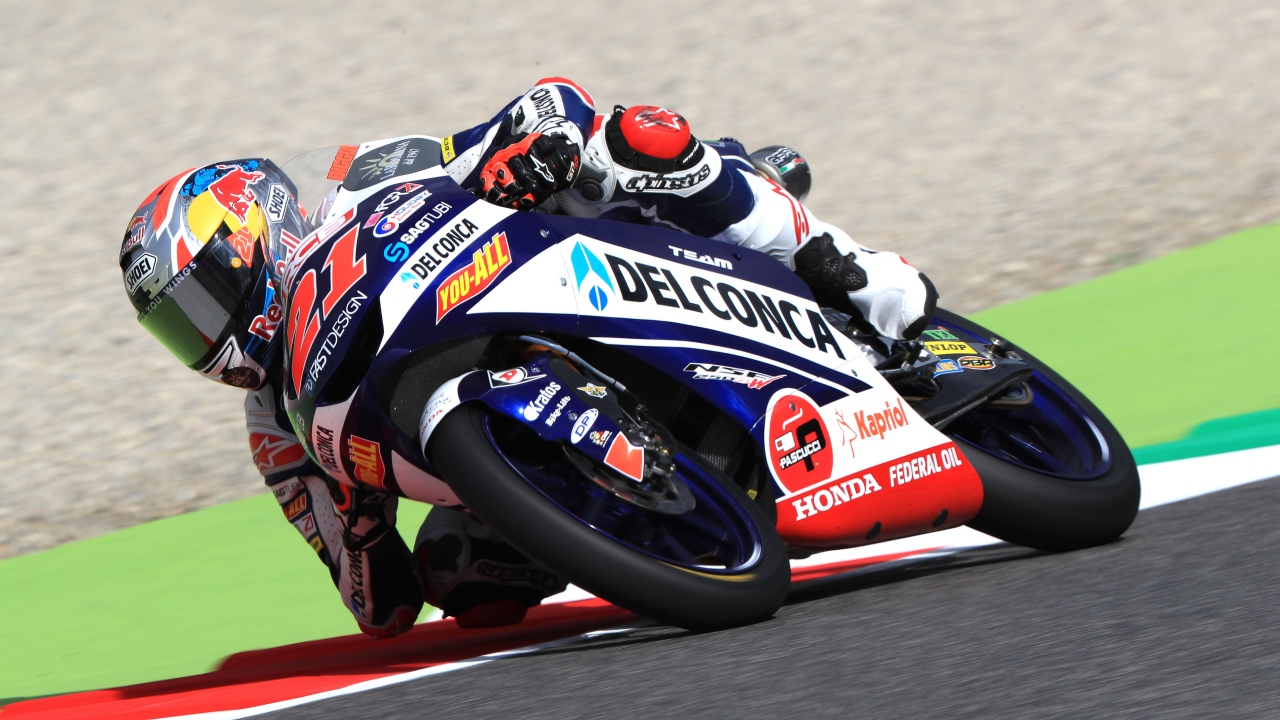 Jorge Martín conquista Mugello tras vencer a Marco Bezzecchi por sólo 19 milésimas