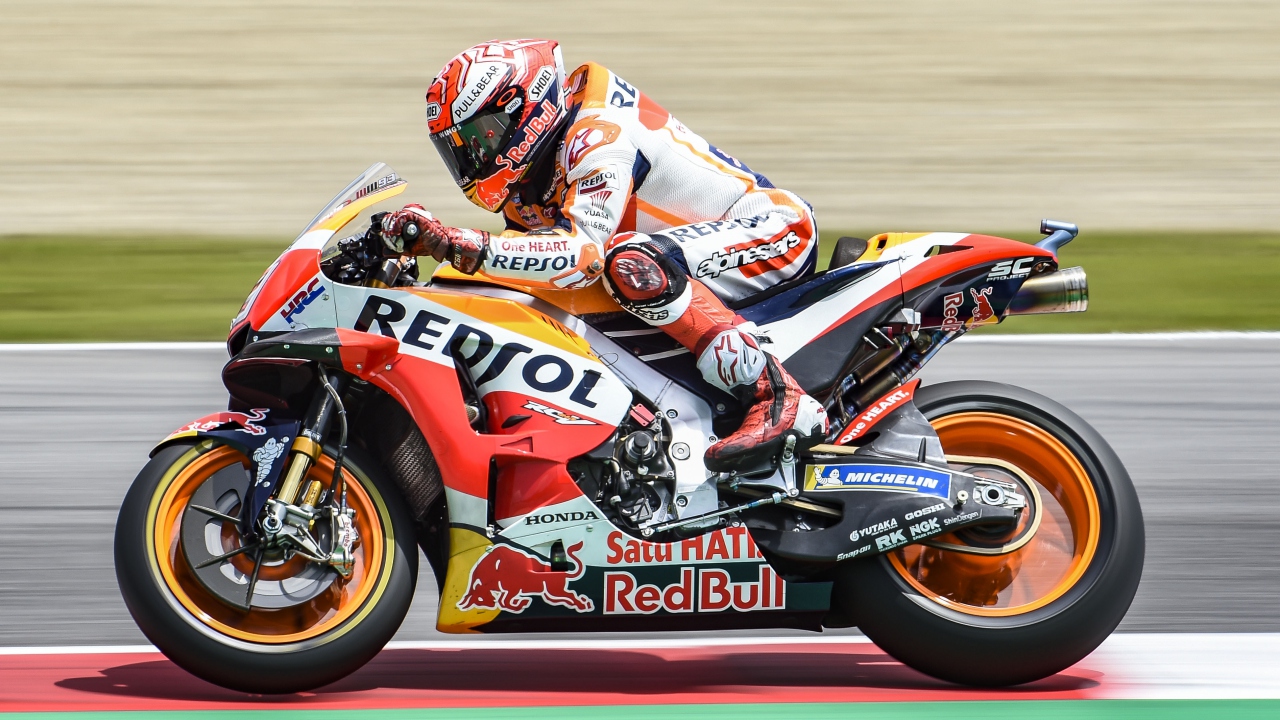 Jorge Lorenzo gana con Ducati en Mugello, podio de Valentino Rossi y cero de Marc Márquez