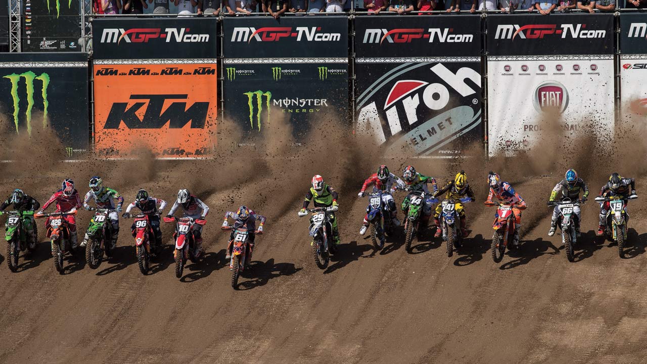 Jeffrey Herlings y Pauls Jonass reafirman su liderato en MXGP