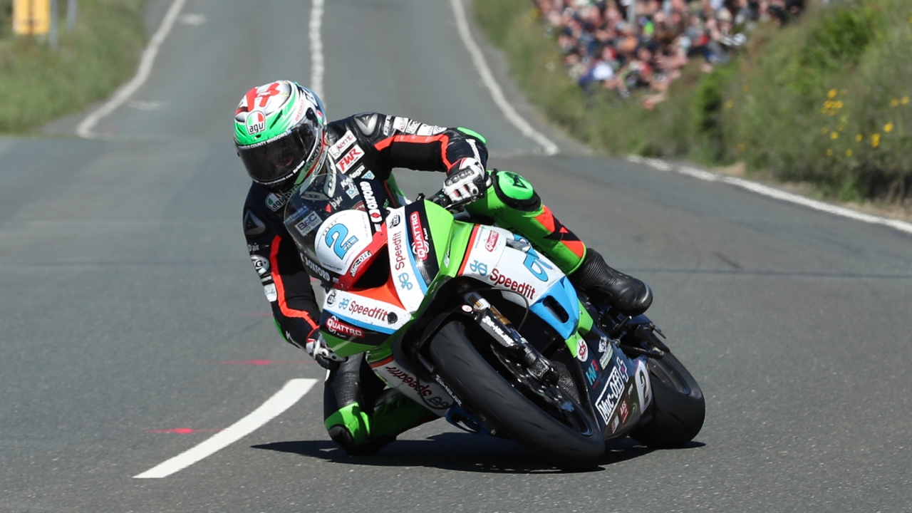 IOMTT 2018: Dean Harrison domina Supersport y la 18ª de Michael Dunlop en Lightweight