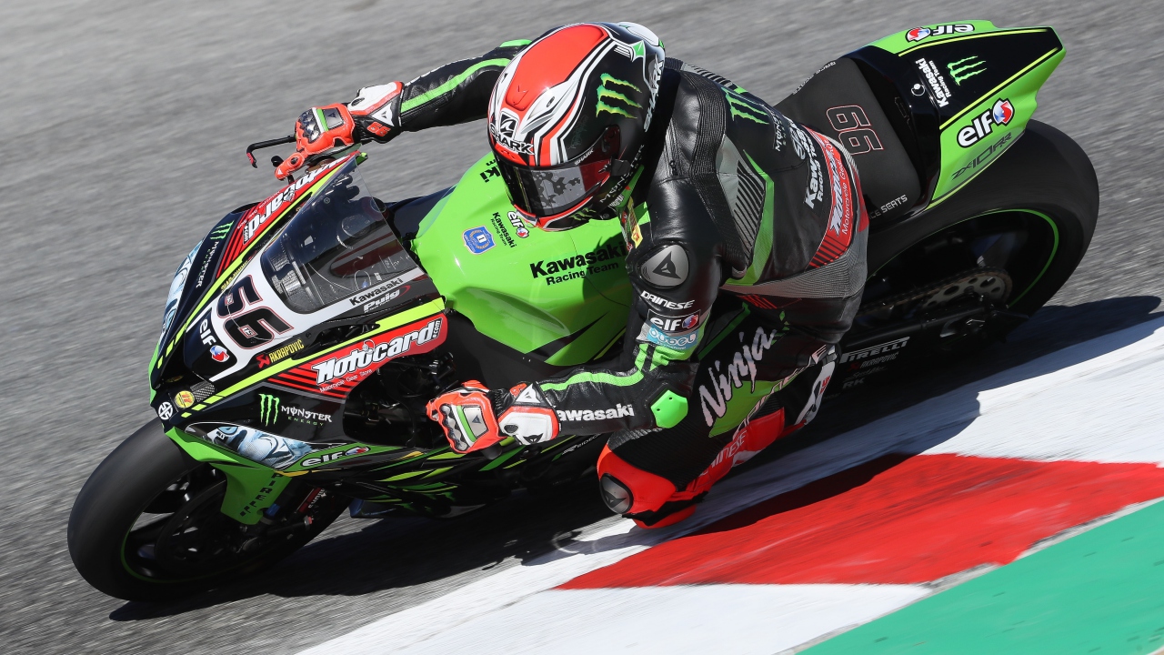 Chaz Davies resurge en Laguna Seca y bate a las Kawasaki en la Superpole