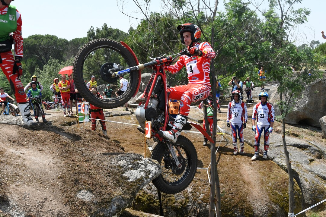 ¡Toni Bou más líder del Mundial de TrialGP tras su victoria 100